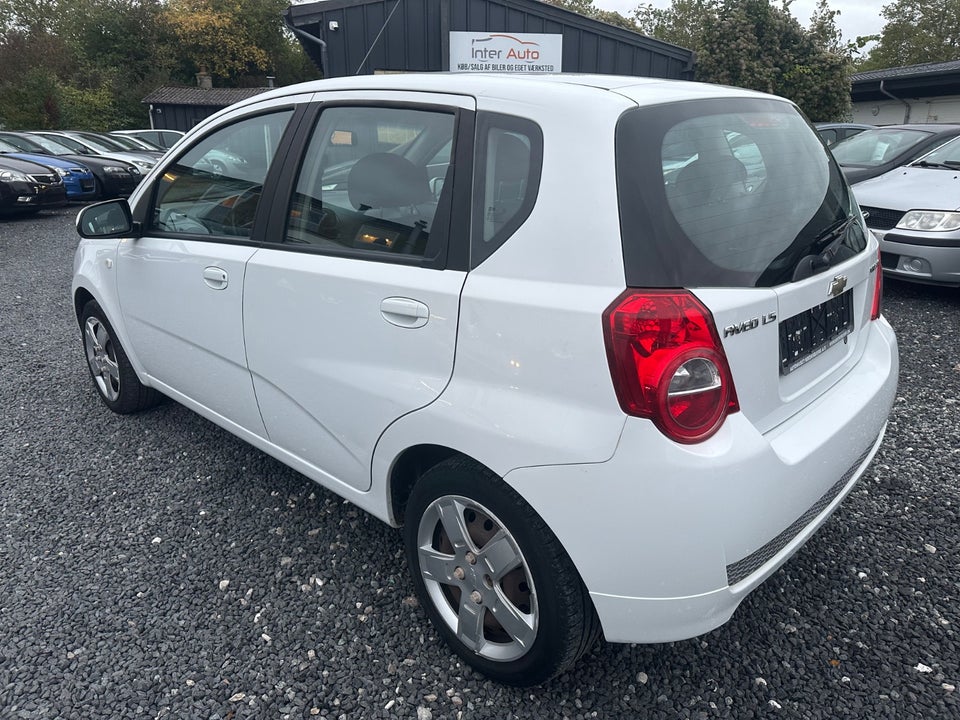 Chevrolet Aveo 1,2 LS 5d