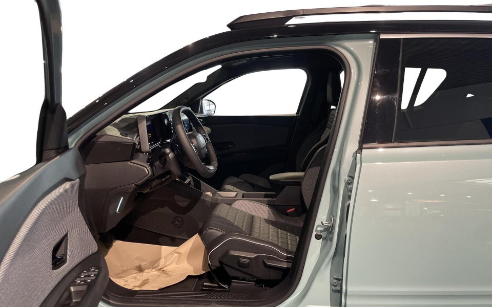 Renault 4 E-Tech 52 Iconic 5d