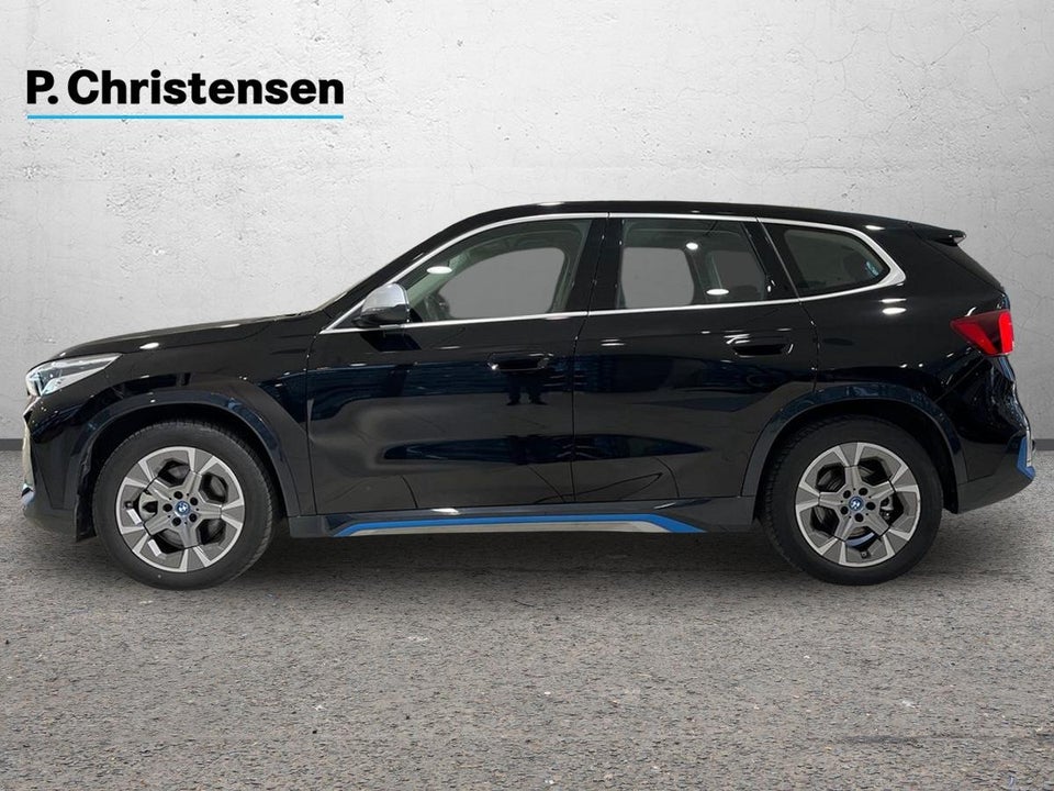 BMW iX1 xDrive30 X-Line 5d