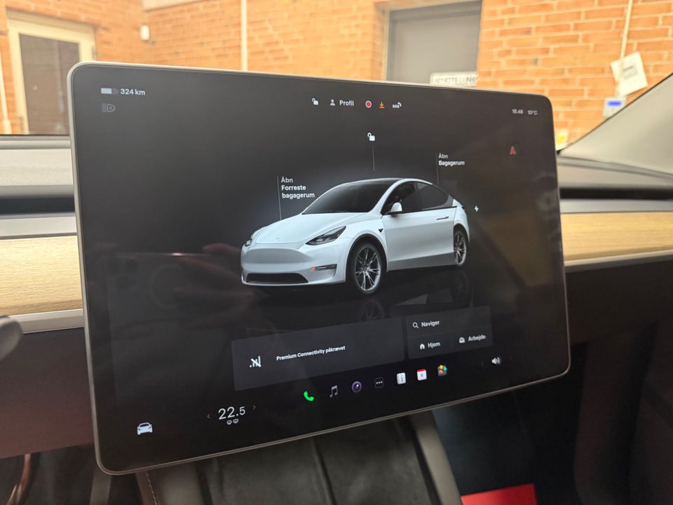 Tesla Model Y Long Range AWD 5d