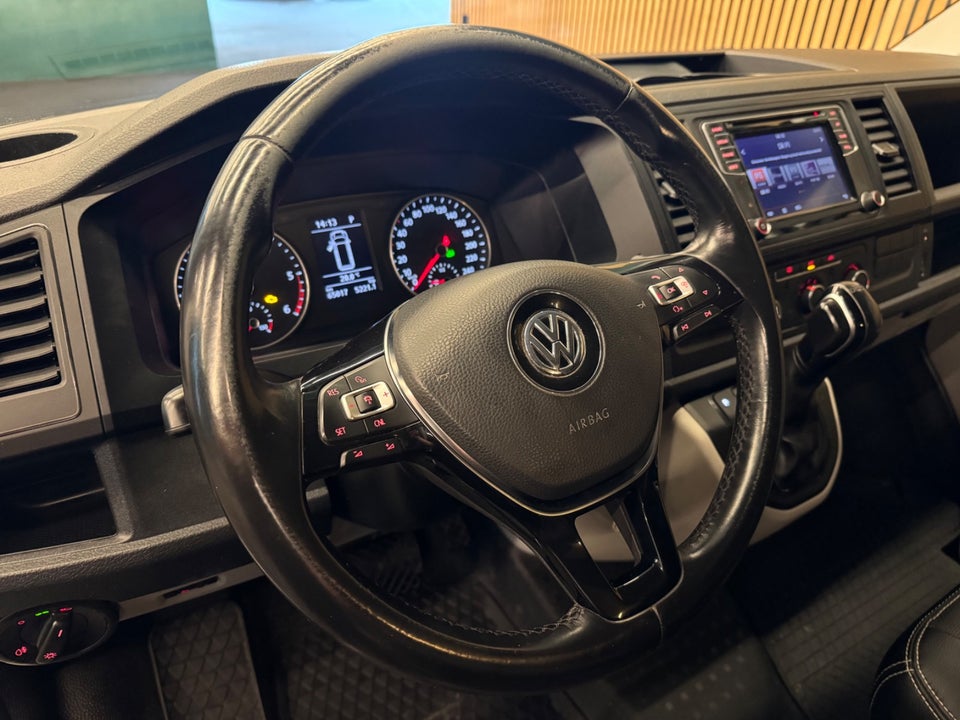 VW Transporter 2,0 TDi 150 Kassevogn DSG lang