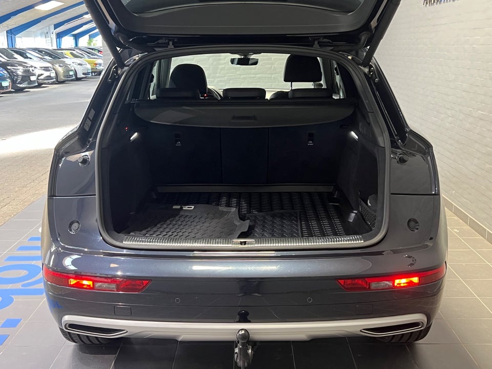 Audi Q5 2,0 TDi 190 S-line quattro 5d