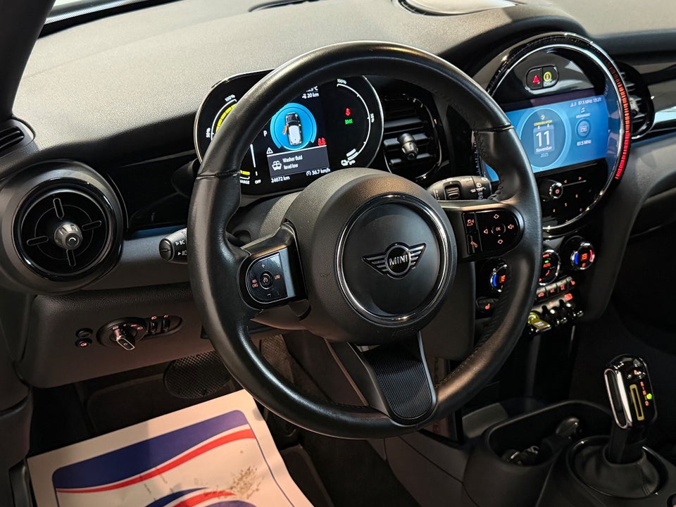 MINI Cooper SE Classic Trim 3d