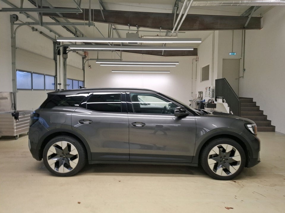 Ford Explorer 77 Premium Extended Range 5d