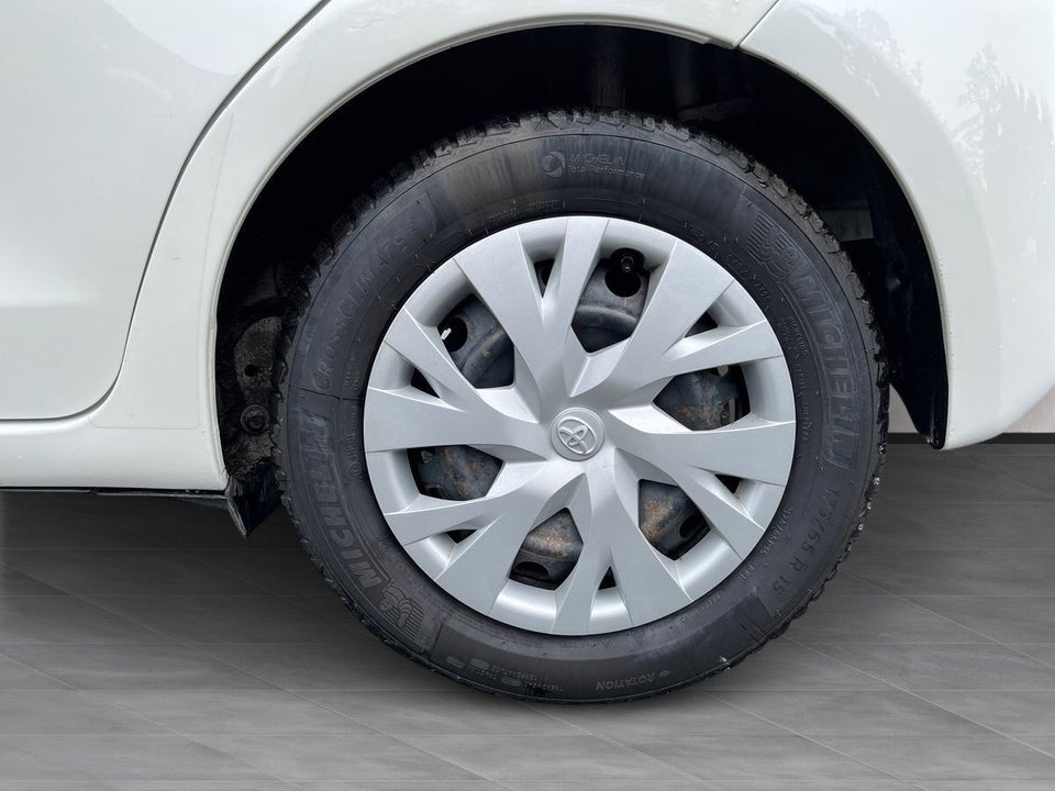 Toyota Yaris 1,5 Hybrid H2 e-CVT 5d
