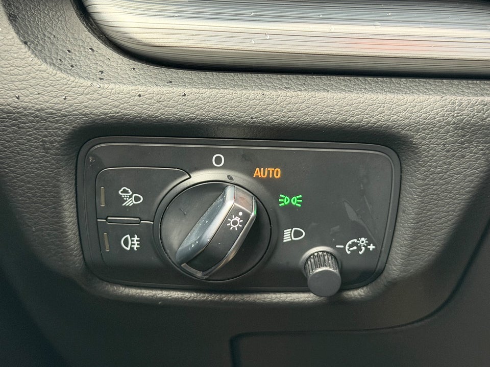 Audi A3 1,4 e-tron Sport Sportback S-tr. 5d