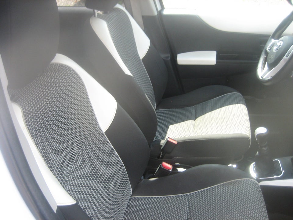Toyota Yaris 1,3 VVT-i T2 Trend 5d
