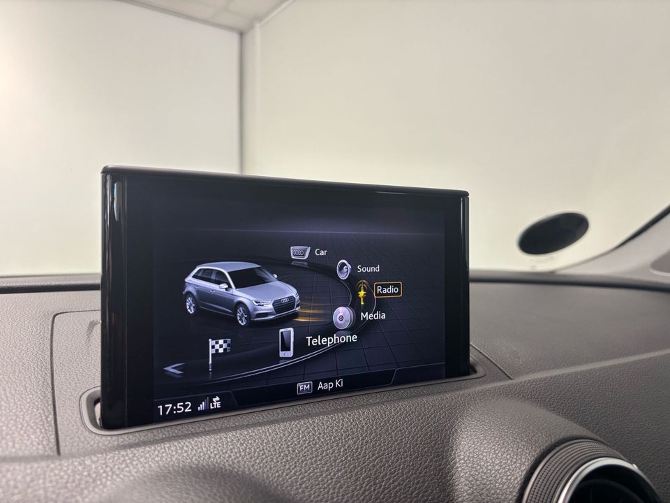 Audi A3 1,4 e-tron Sportback S-tr. 5d