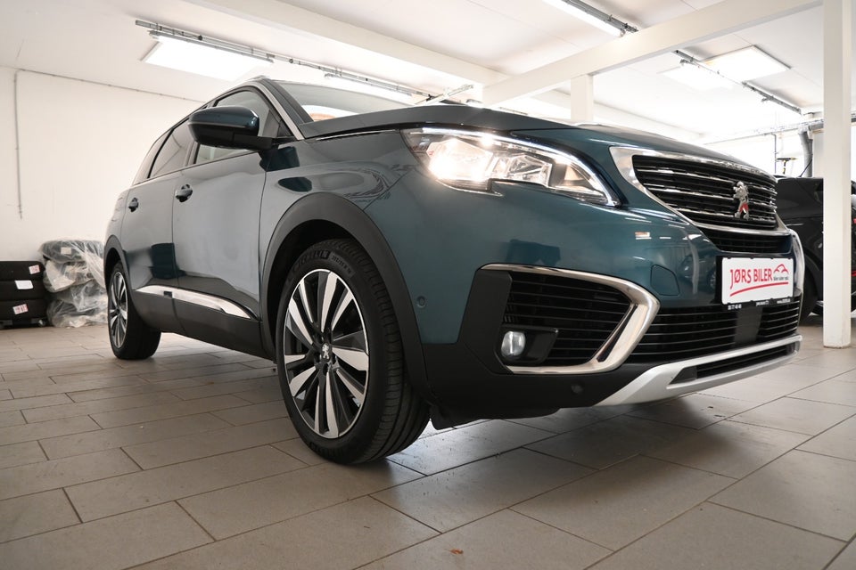 Peugeot 5008 1,2 PureTech 130 Allure 7prs 5d