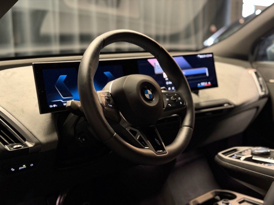 BMW iX xDrive60 M-Sport 5d