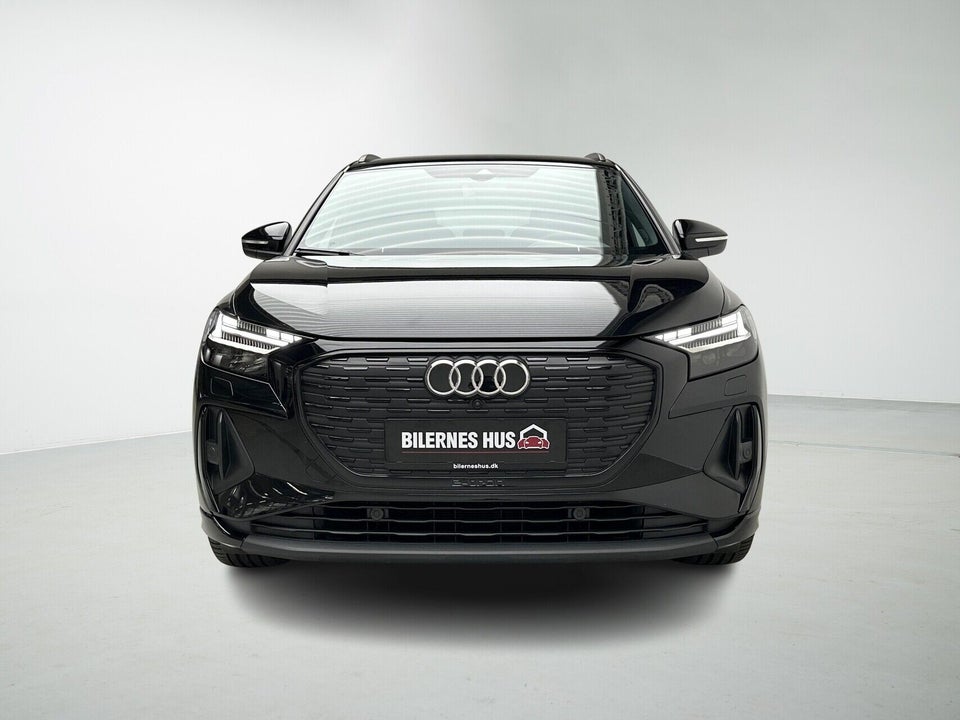Audi Q4 e-tron 45 S-line 5d