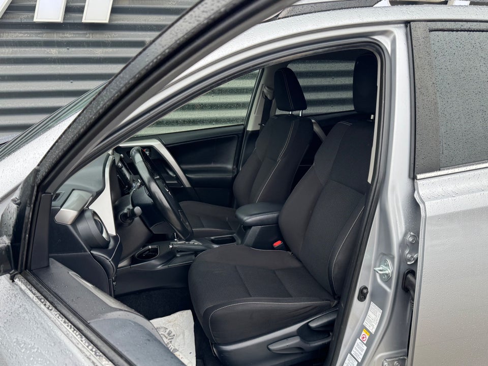 Toyota RAV4 2,5 Hybrid H3 MDS 5d