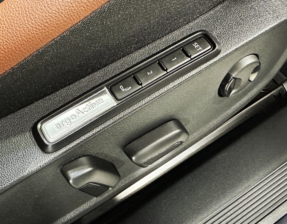 VW ID.4 77 Pro Performance Tech 5d