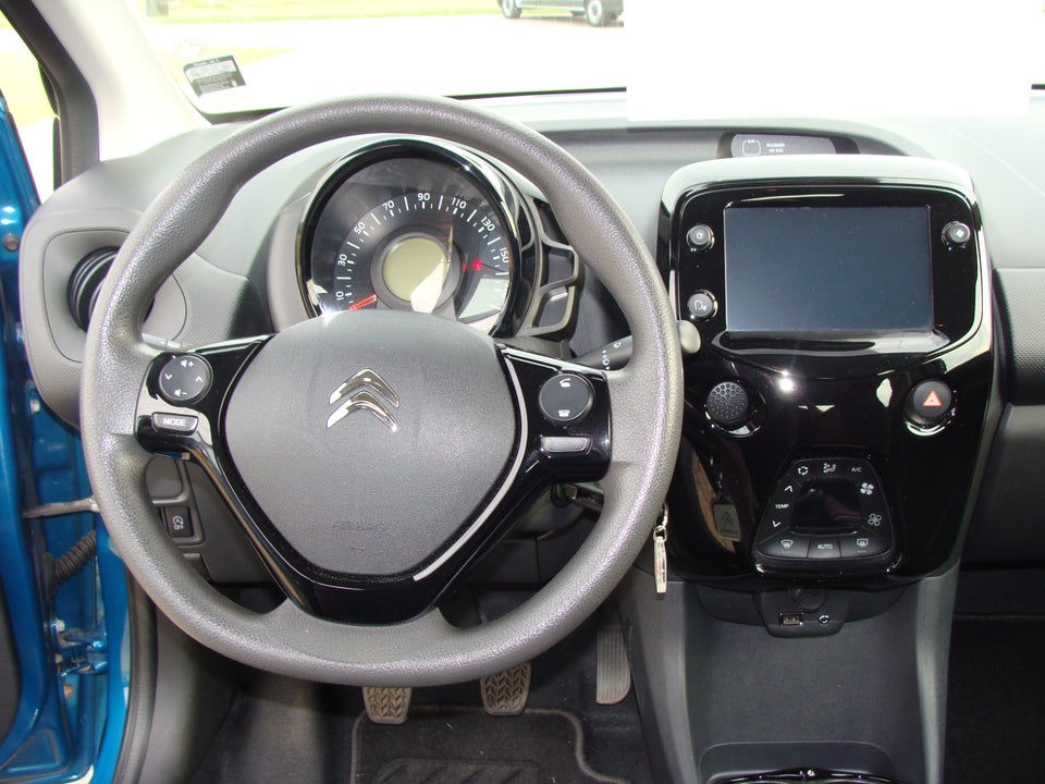 Citroën C1 1,0 VTi Shine 5d