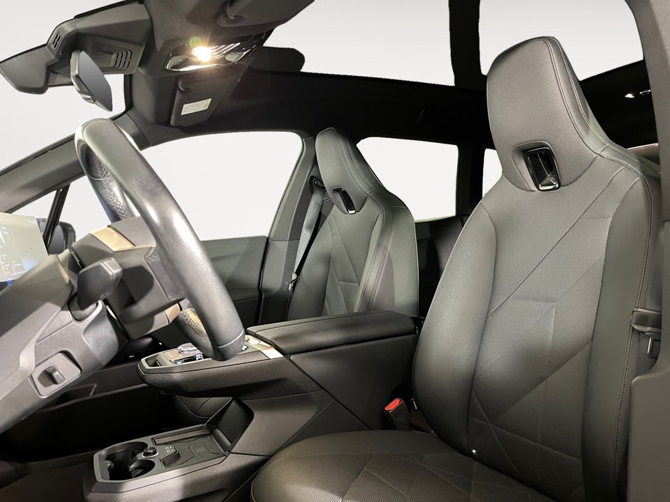 BMW iX xDrive40 Supercharged 5d