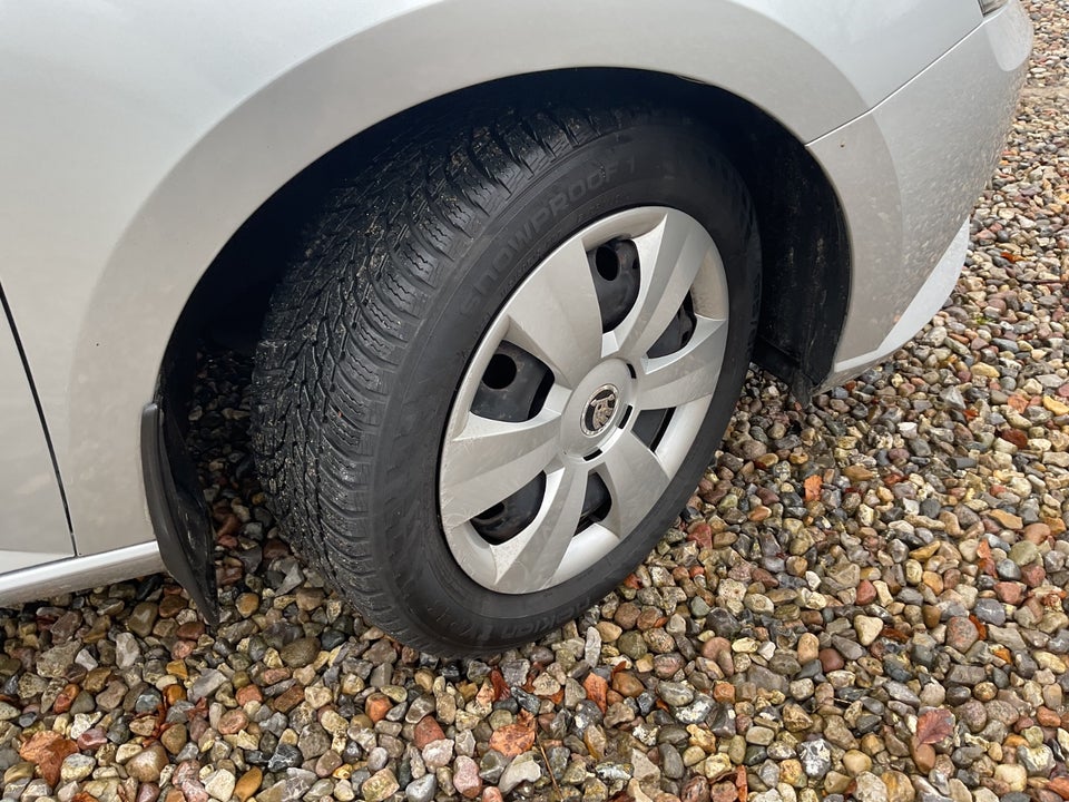 Skoda Fabia 1,0 TSi 110 Ambition Combi DSG 5d