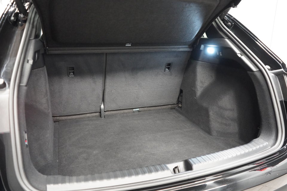 Audi Q4 e-tron 45 S-line 5d