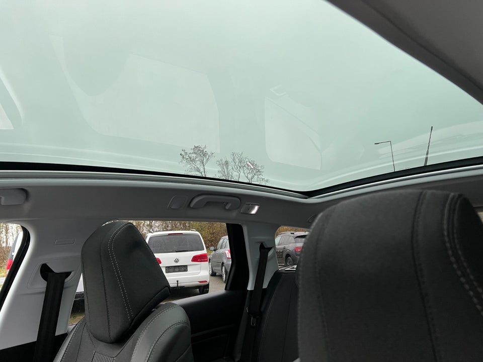 Peugeot 308 1,5 BlueHDi 130 Allure Sky SW 5d