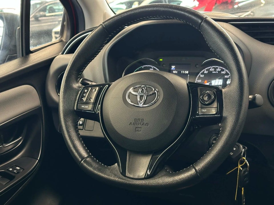 Toyota Yaris 1,5 Hybrid H2 e-CVT 5d