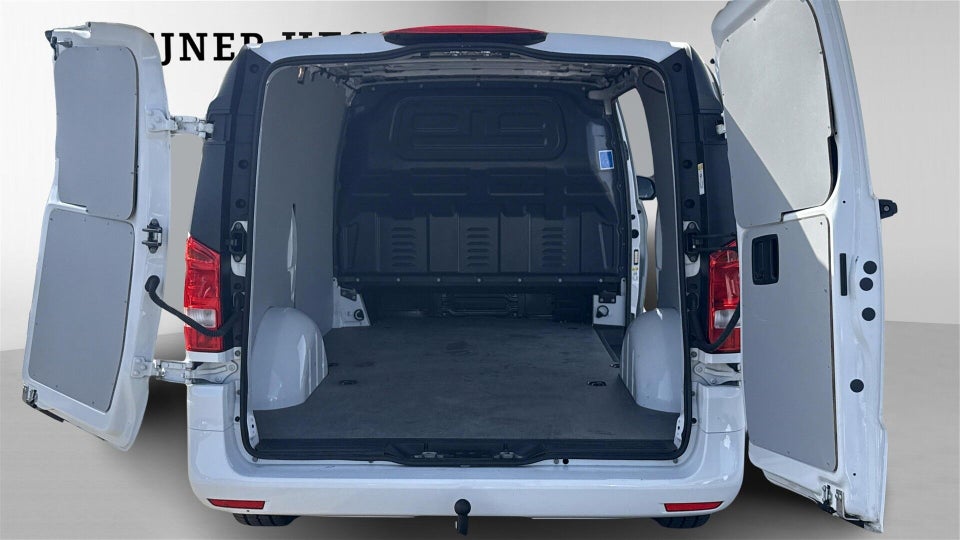 Mercedes Vito 114 2,0 CDi Kassevogn aut. L RWD