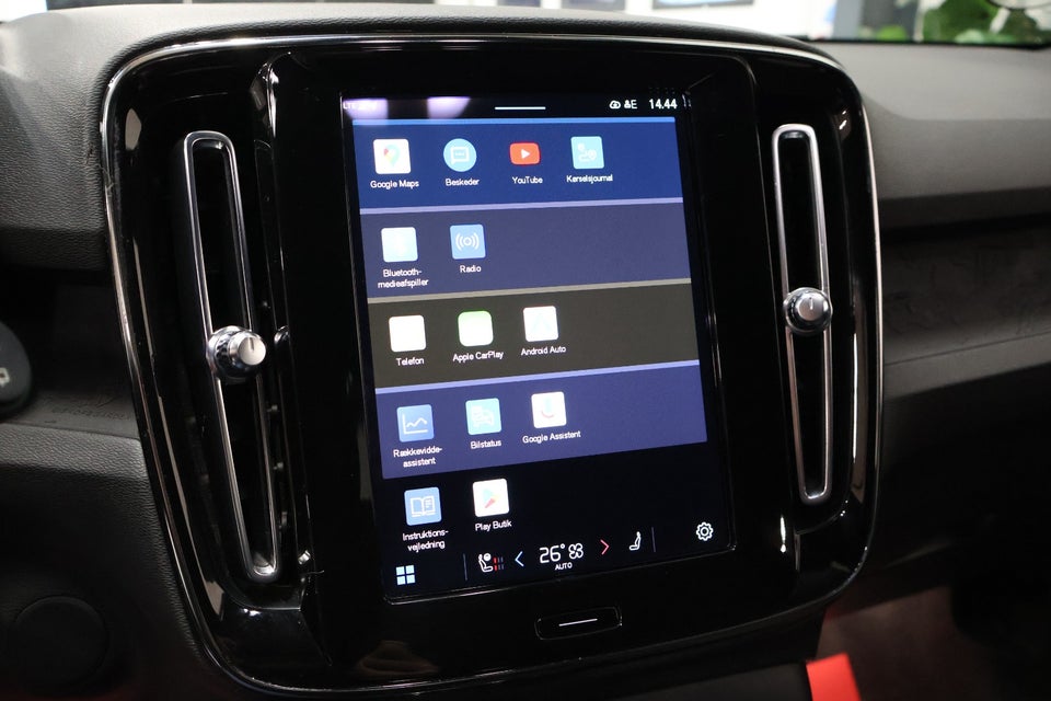 Volvo XC40 P6 ReCharge Core 5d