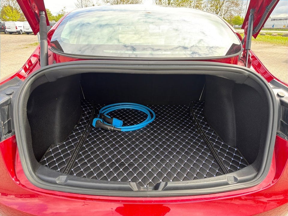 Tesla Model 3 Performance AWD 4d