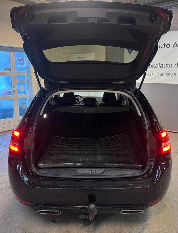 Peugeot 308 1,6 BlueHDi 120 Style Sky SW 5d