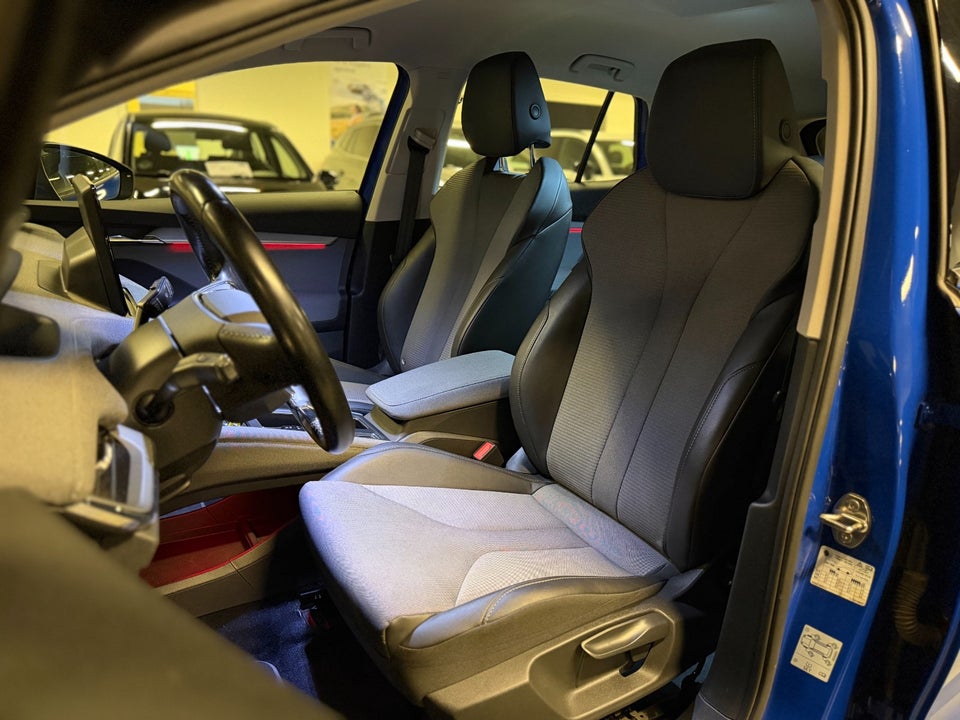 Skoda Enyaq 60 iV Loft 5d
