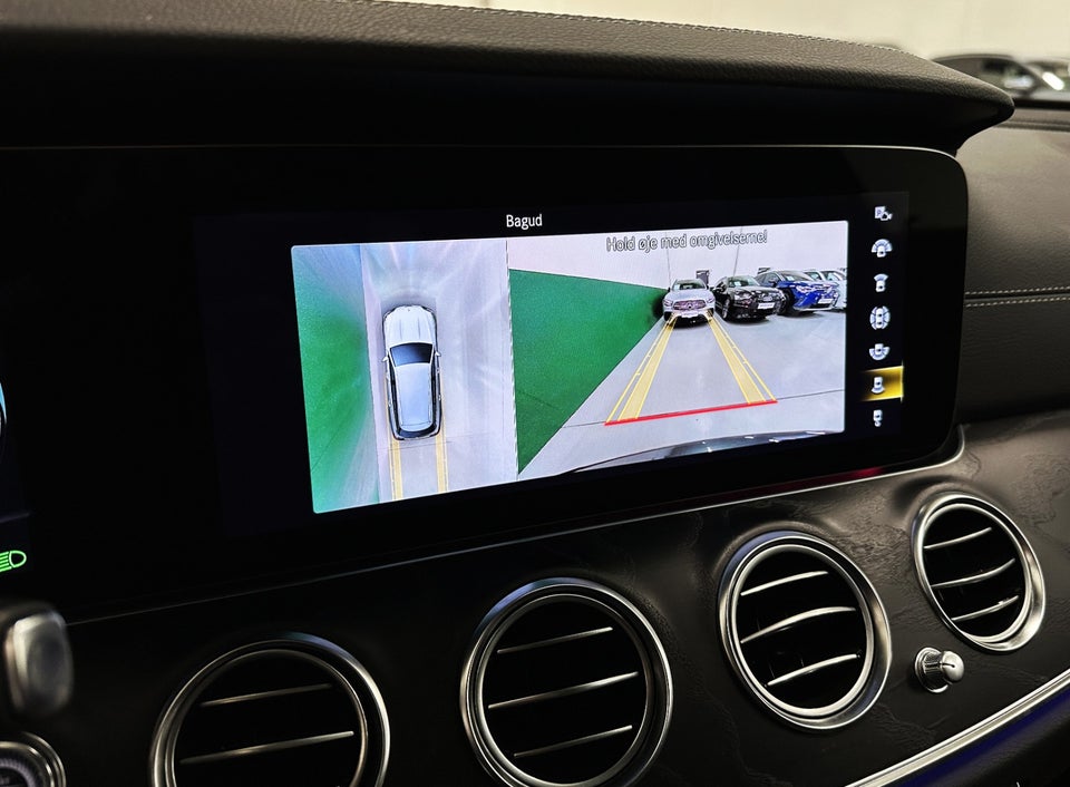 Mercedes E300 de 2,0 AMG Line stc. aut. 5d