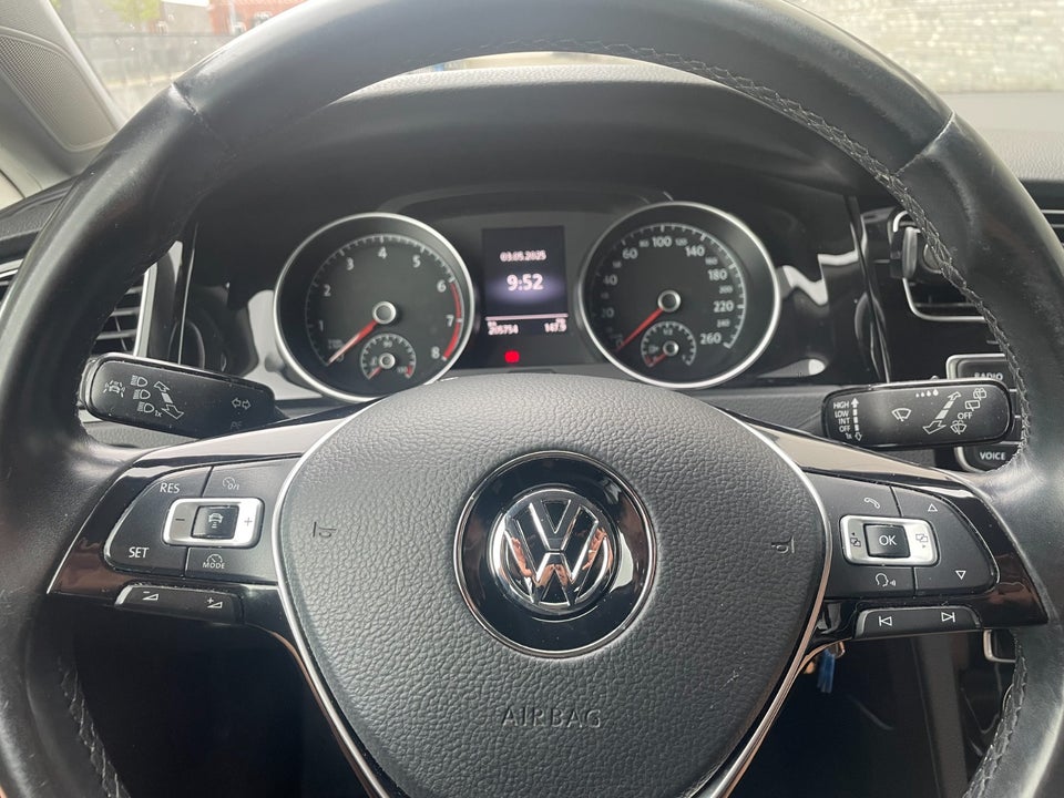 VW Golf VII 1,4 TSi 140 Highline DSG BMT 5d