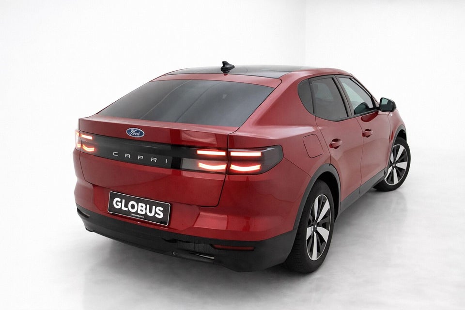 Ford Capri 77 Premium Extended Range 5d