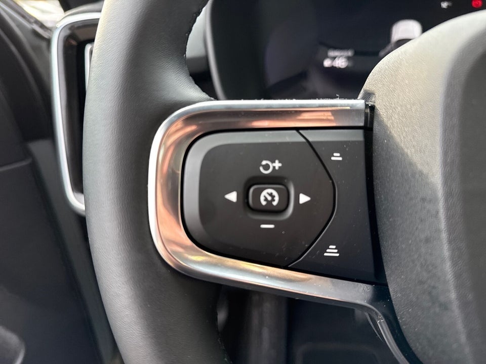 Volvo EC40 Extended Range Core 5d