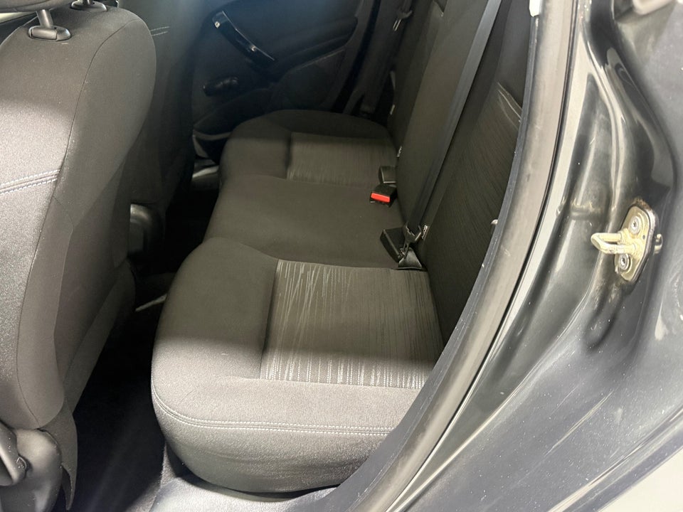 Peugeot 208 1,0 VTi Active 5d