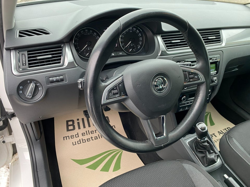 Skoda Rapid 1,6 TDi 105 Ambition Spaceback 5d