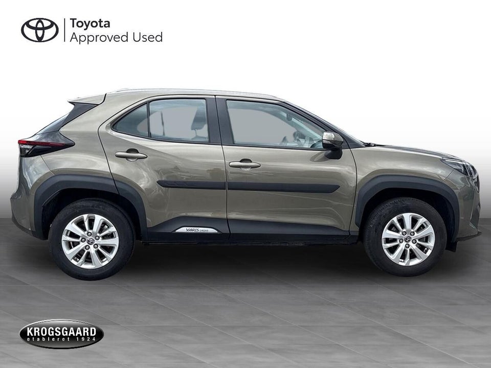 Toyota Yaris Cross 1,5 Hybrid Active Tech e-CVT 5d