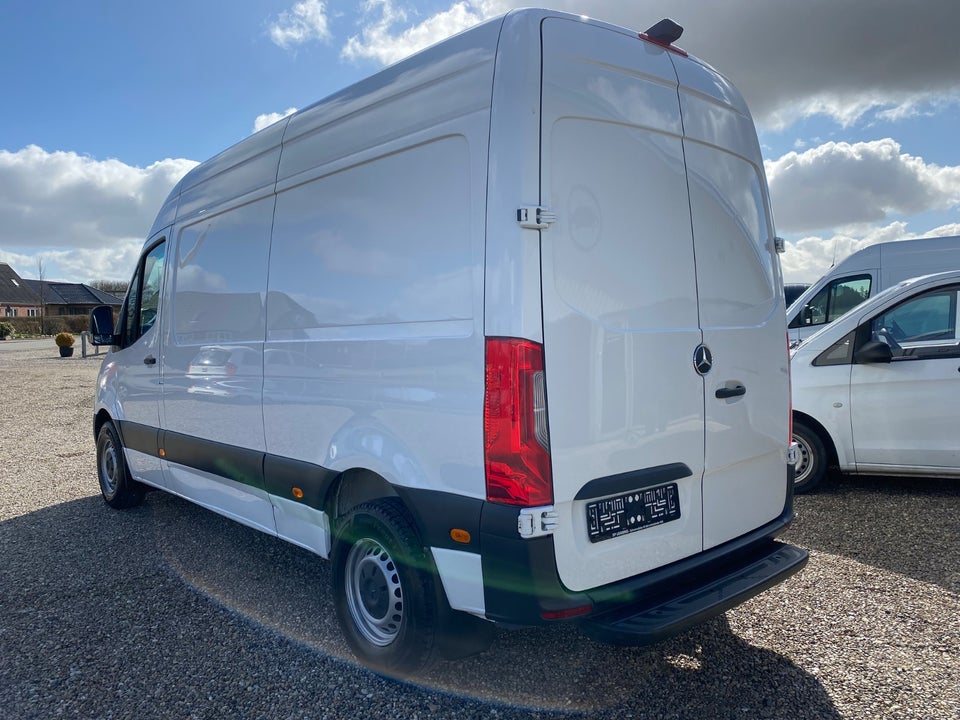 Mercedes eSprinter 312 A2 Kassevogn 3p