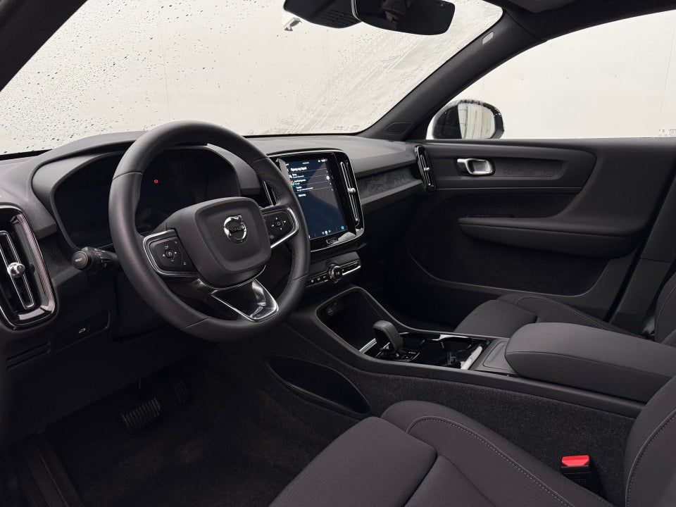 Volvo XC40 P6 ReCharge Core 5d