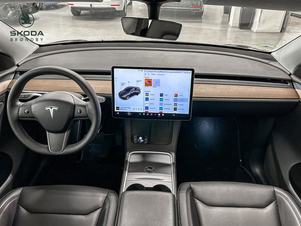 Tesla Model Y Long Range AWD 5d