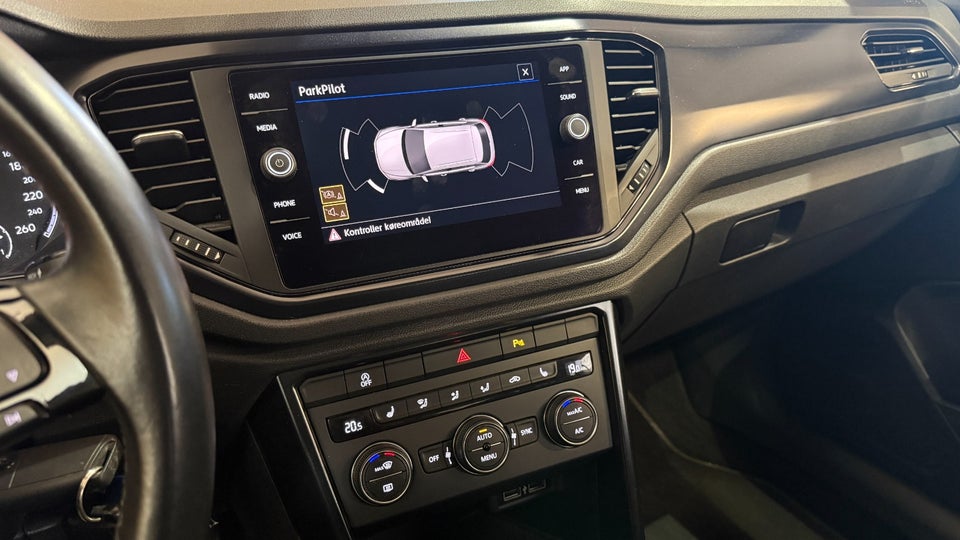 VW T-Roc 1,0 TSi 115 City 5d