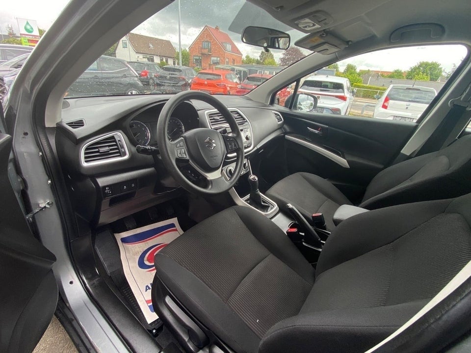 Suzuki S-Cross 1,0 Boosterjet Comfort 5d