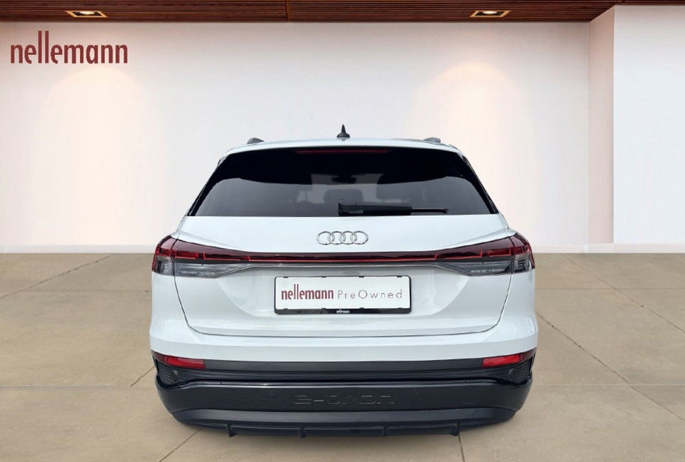 Audi Q4 e-tron 40 S-line 5d