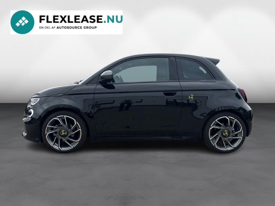 Abarth 500e Scorpionissima 3d