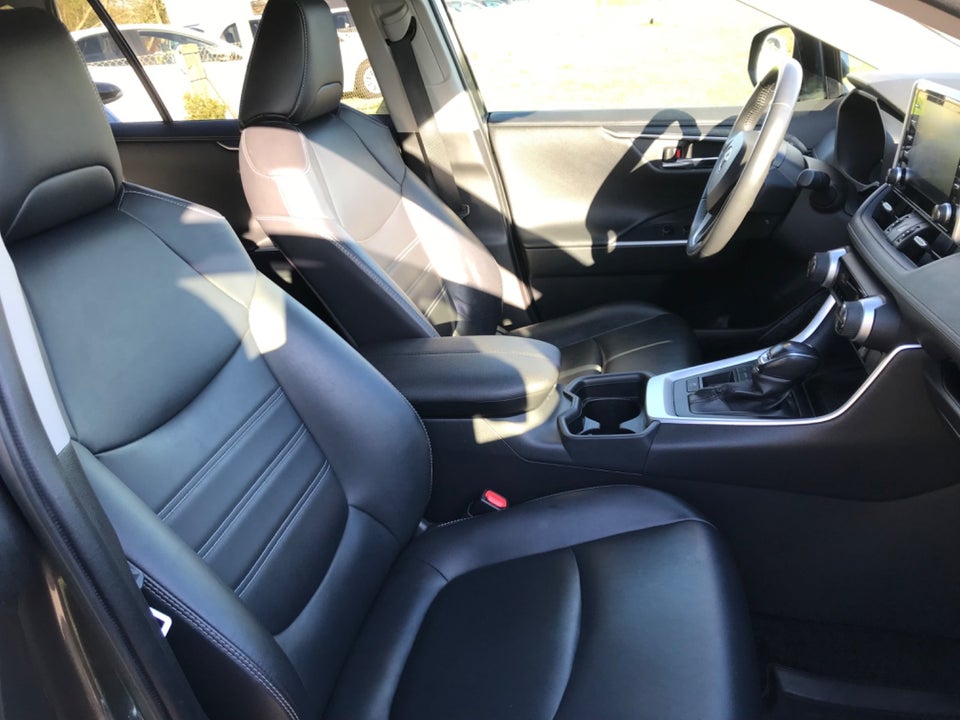 Toyota RAV4 2,5 Hybrid H3 Style MDS 5d