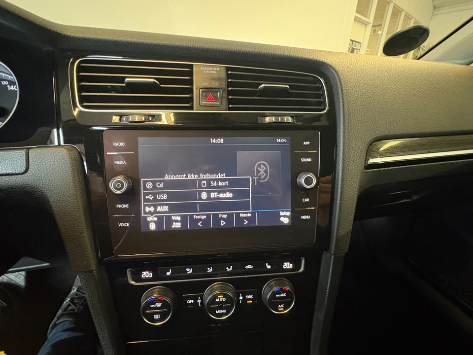 VW Golf VII 1,4 TSi 150 Highline DSG 5d