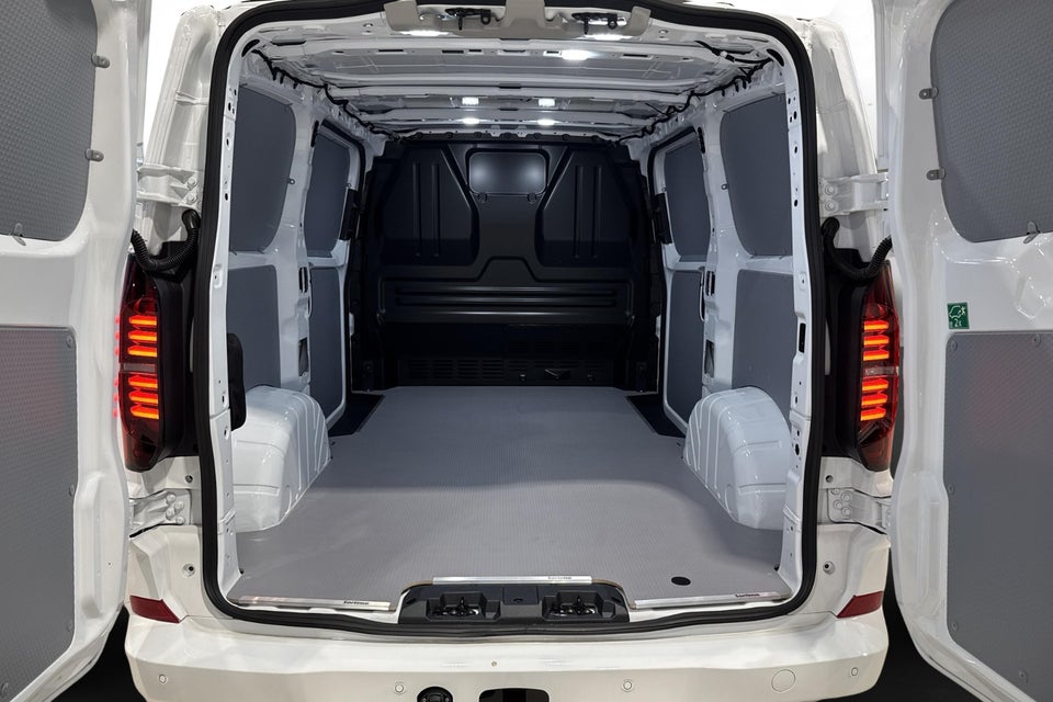 VW e-Transporter 64 Comfort Kassevogn SWB