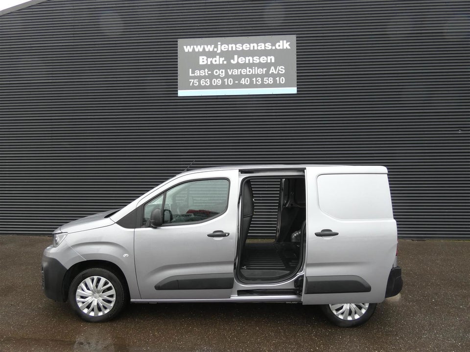 Peugeot Partner 1,5 BlueHDi 100 L1V1 Ultimate Van