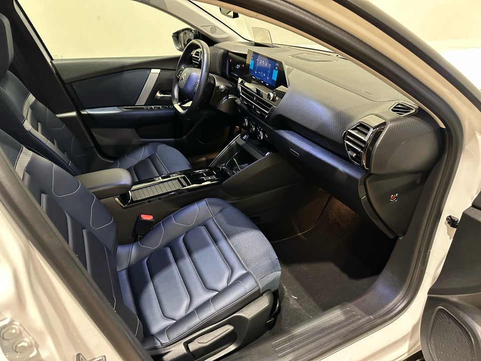 Citroën ë-C4 50 Shine 5d