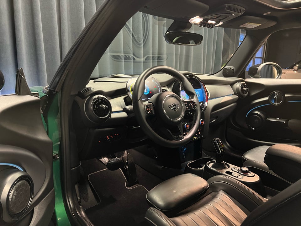 MINI Cooper SE Yours Trim 3d