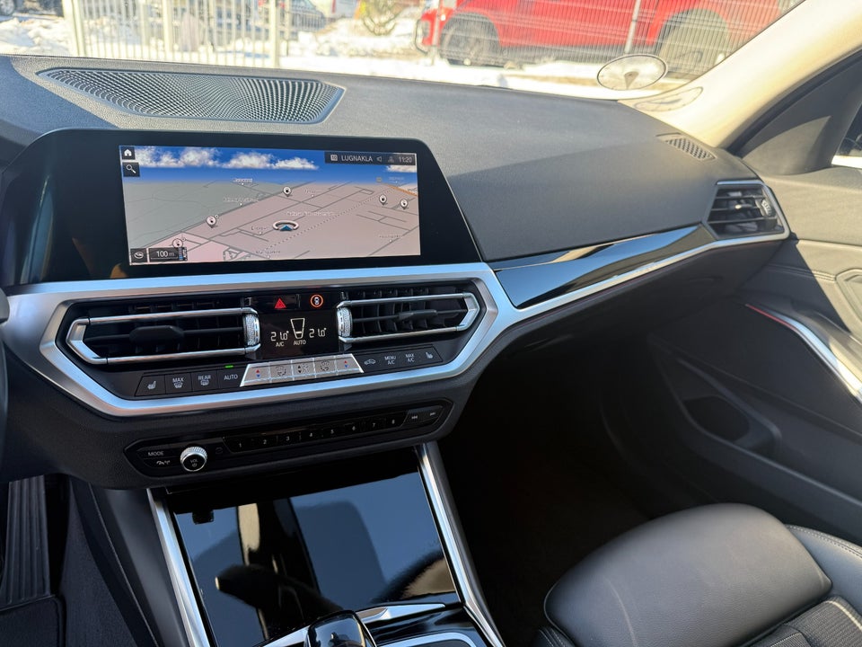 BMW 330e 2,0 Touring Sport Line aut. 5d