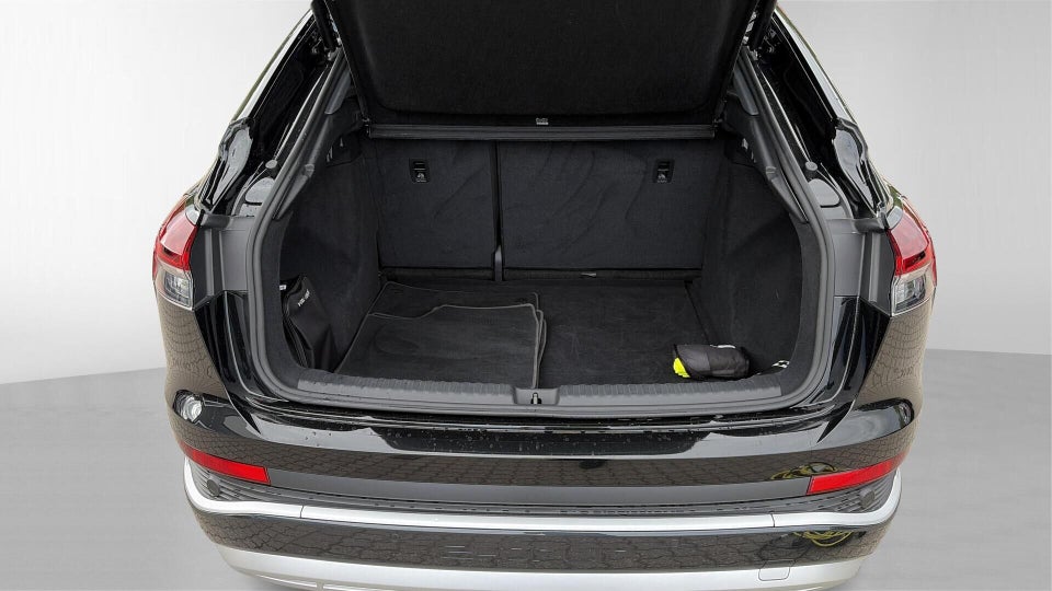 Audi Q4 e-tron 45 S-line Sportback 5d